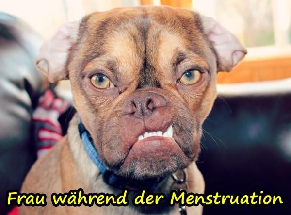 Frau während der Menstruation