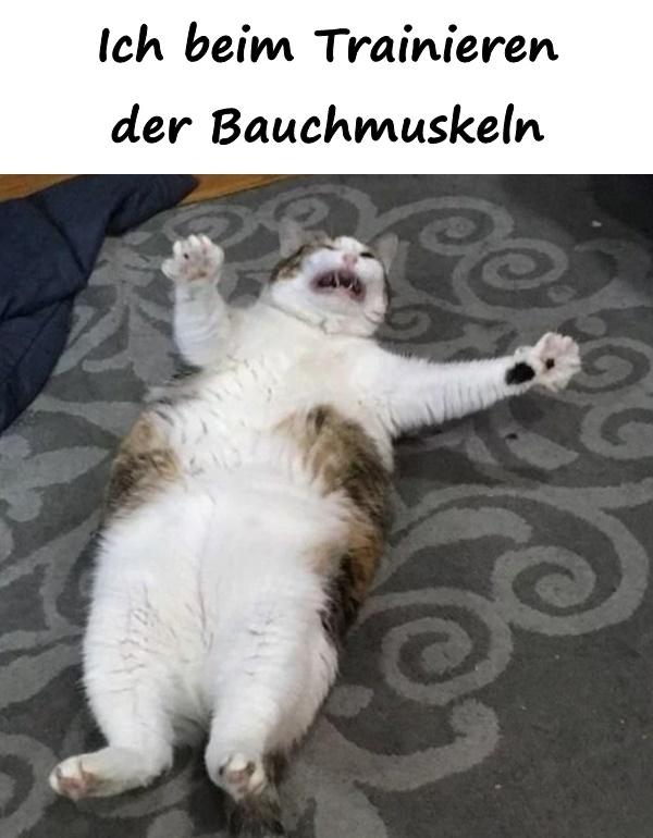 Ich beim Trainieren der Bauchmuskeln