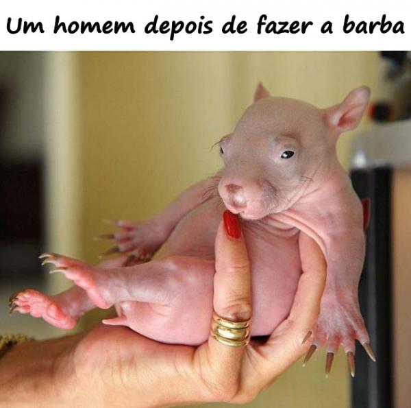 Um homem depois de fazer a barba