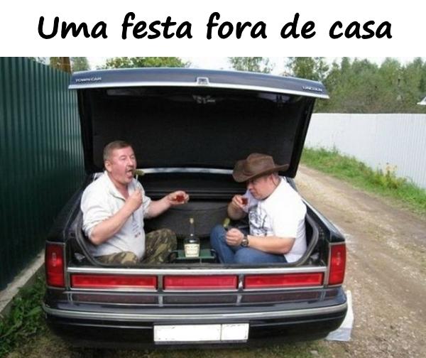 Uma festa fora de casa