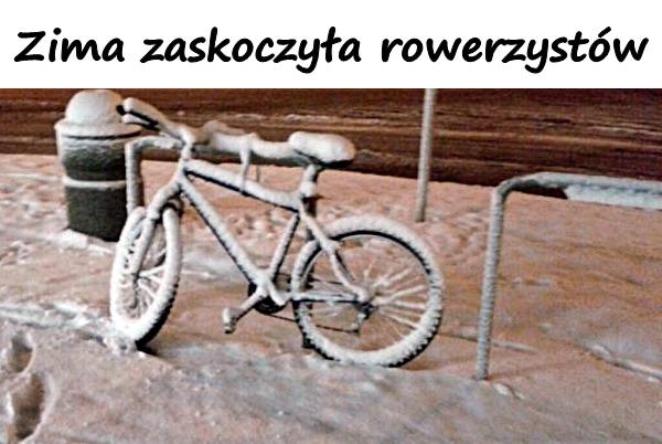 Zima zaskoczyła rowerzystów